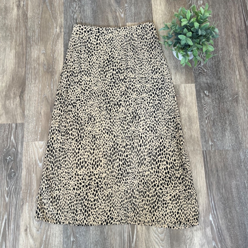 Brandy Melville Leopard Print Phoebe Midi Skirt - Picture 5 of 8